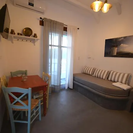 The Big Blue Guest house Ormos Aigialis