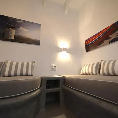 The Big Blue Guest house Ormos Aigialis