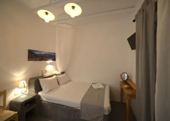 The Big Blue Ormos Aigialis