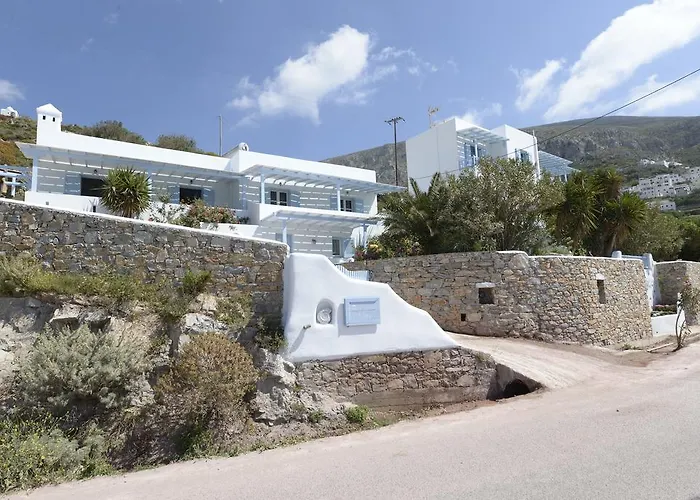 The Big Blue Ormos Aigialis