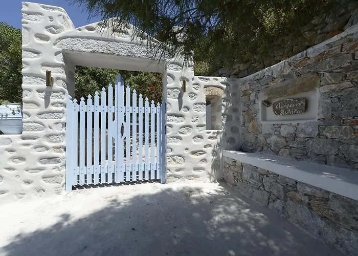 The Big Blue 3* Ormos Aigialis